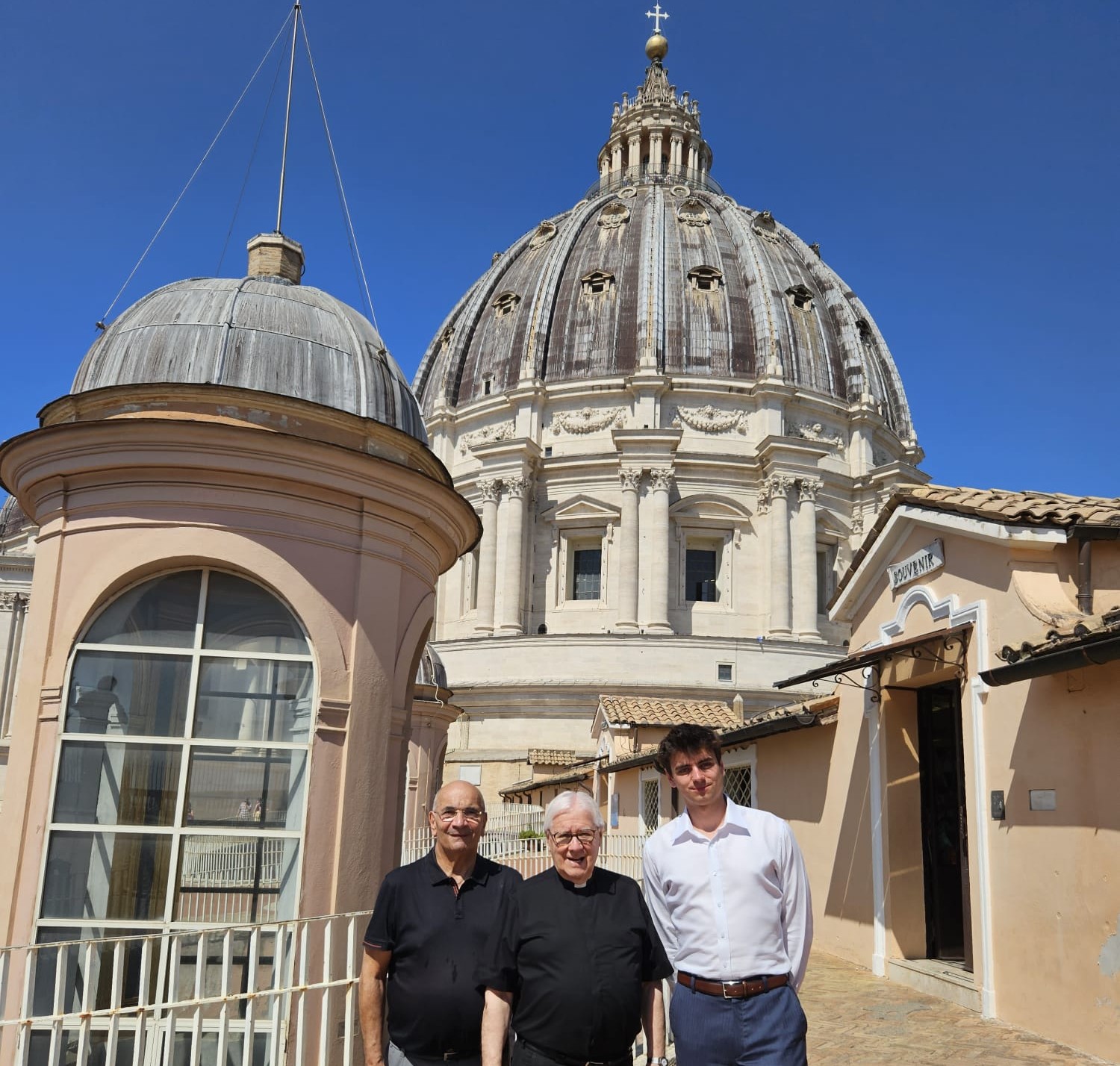 Sur le toit de Saint-Pierre