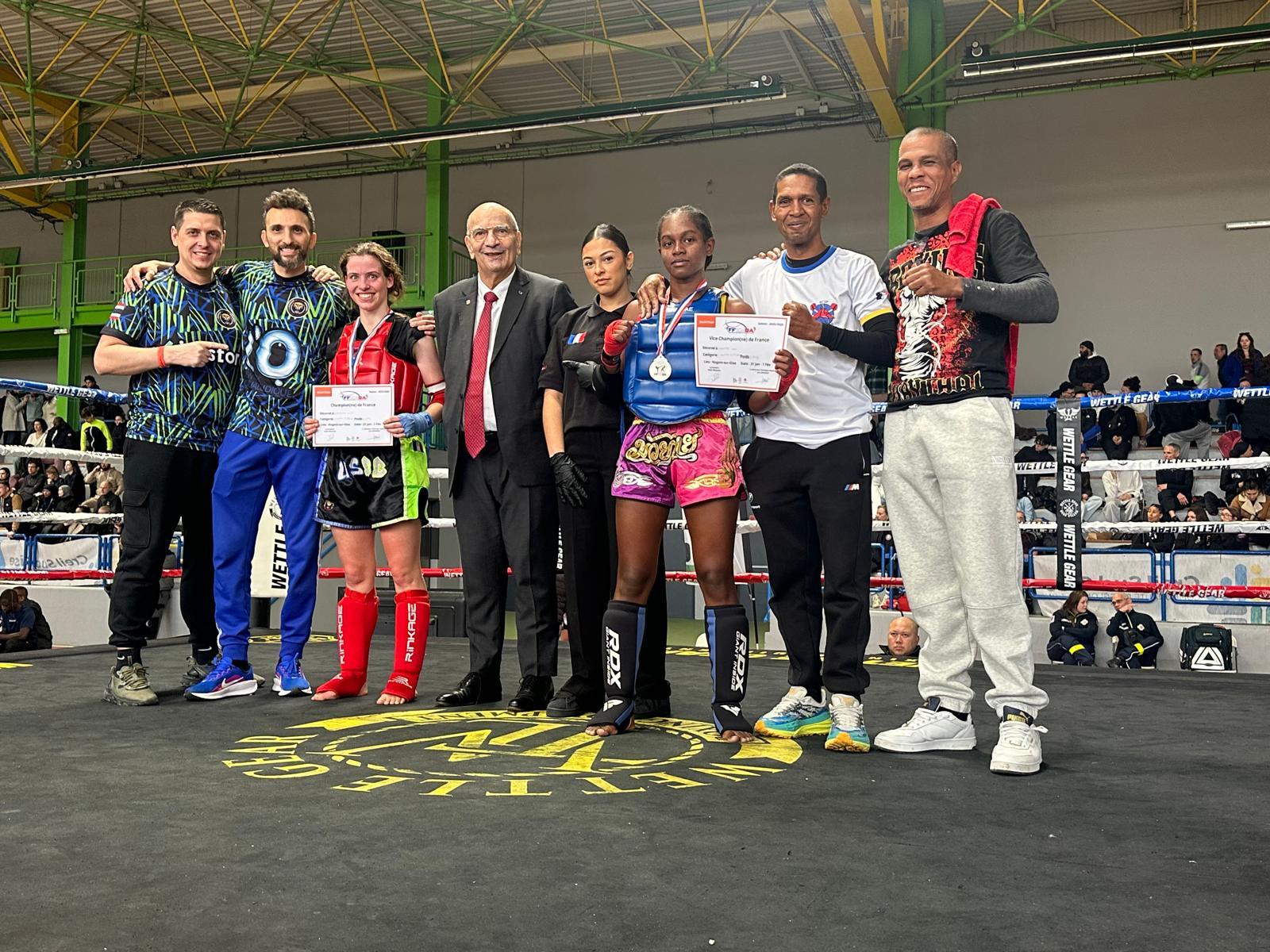 Remise des prix lors du championnat de France de boxe thaïlandaise